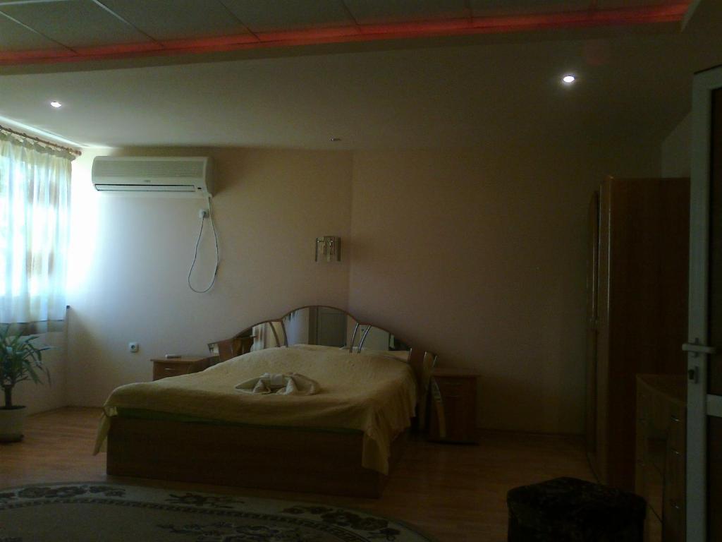 Hotel Rade 2 Βράτσα Δωμάτιο φωτογραφία